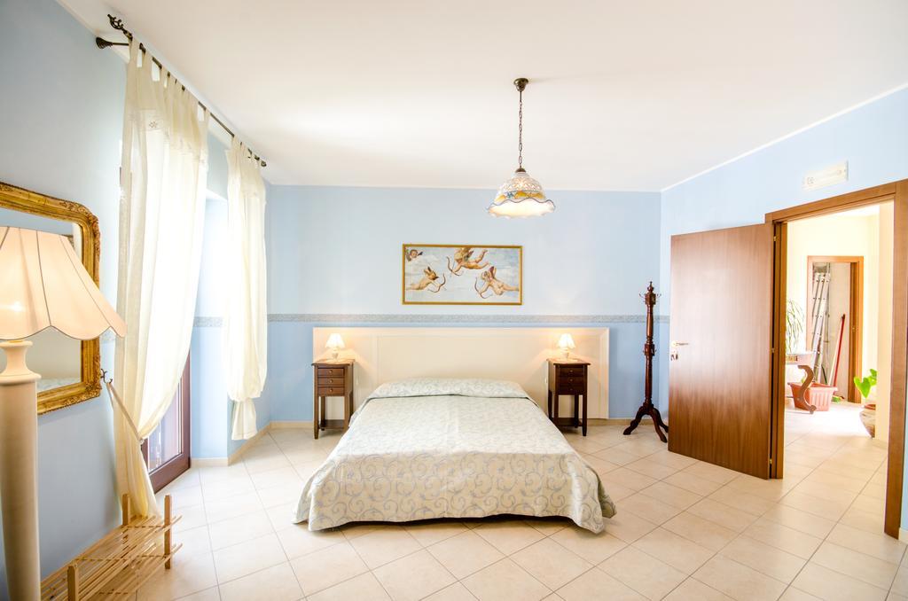 B&B Iris Laterza Quarto foto